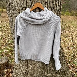 ⭐️41 Hawthorn Cowlneck Sweater in size S